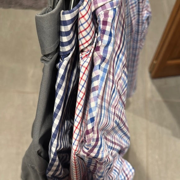 4 Button Down Shirts - Picture 2 of 12